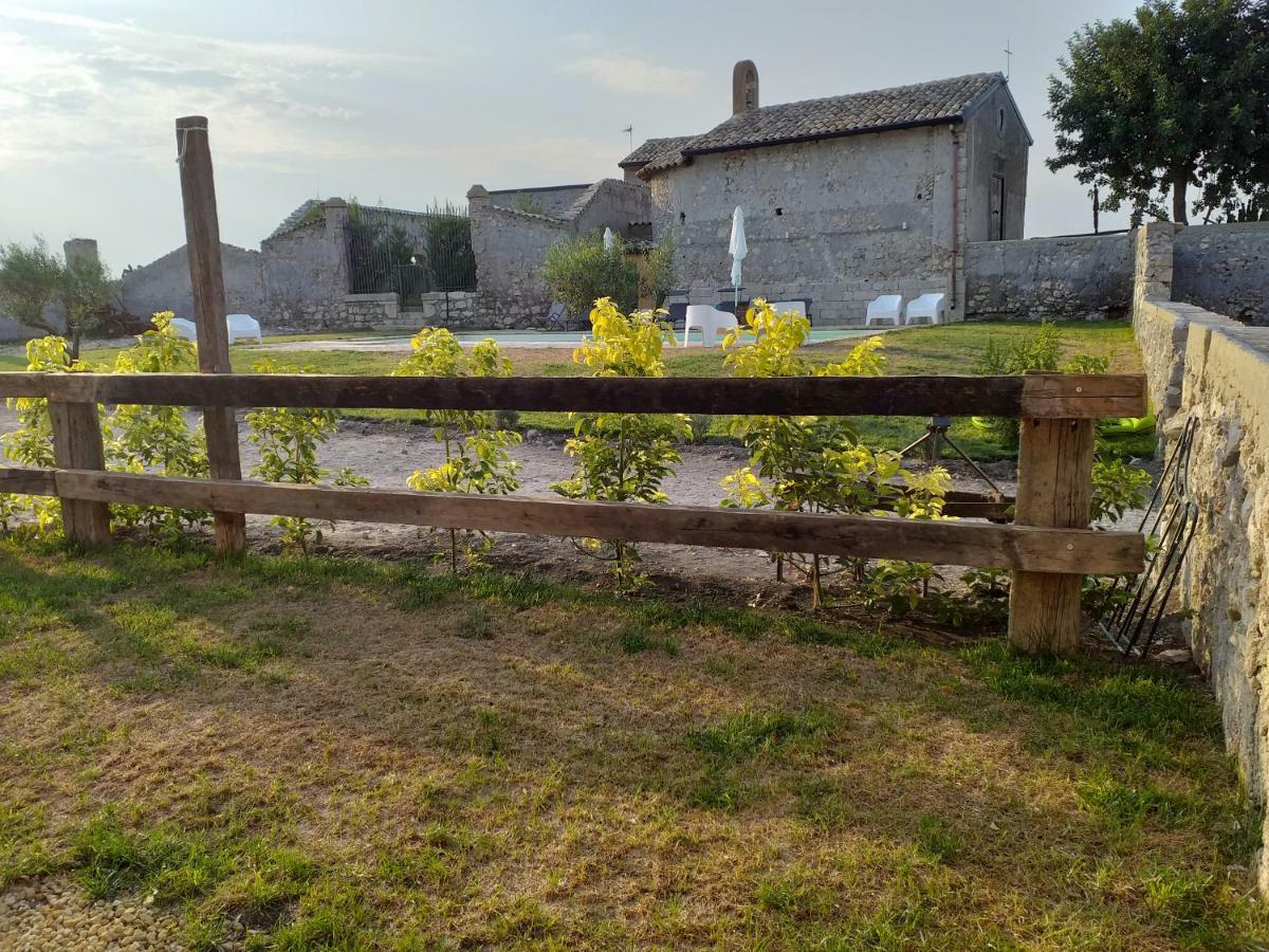 Gibbesi Country Farm Piccolo Cottage Naro 외부 사진