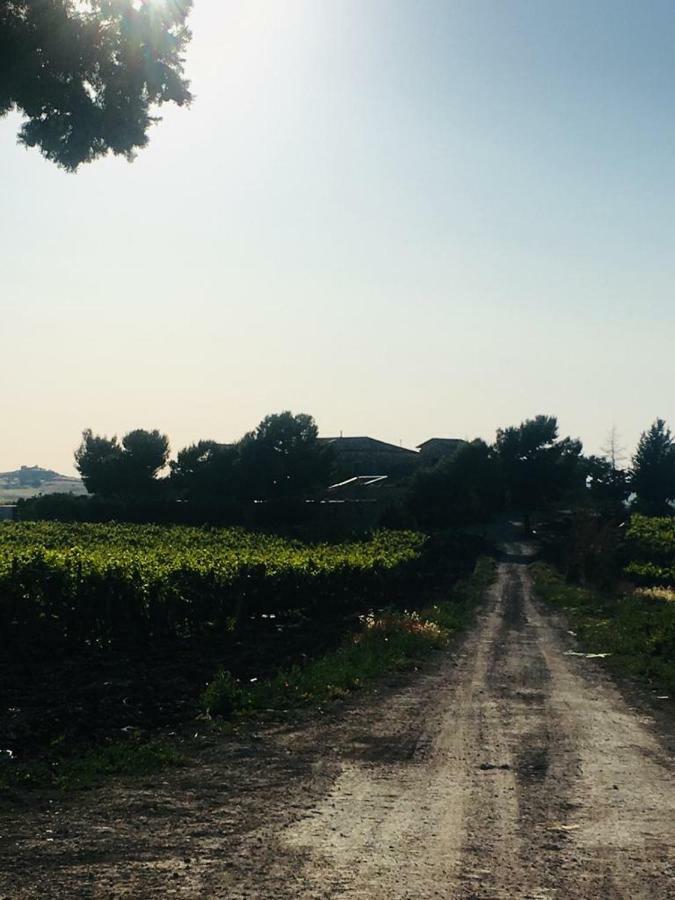 Gibbesi Country Farm Piccolo Cottage Naro 외부 사진